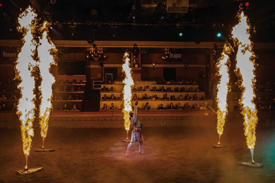 Las Vegas: Tournament of Kings Show at Excalibur - How the Experience Works for Children