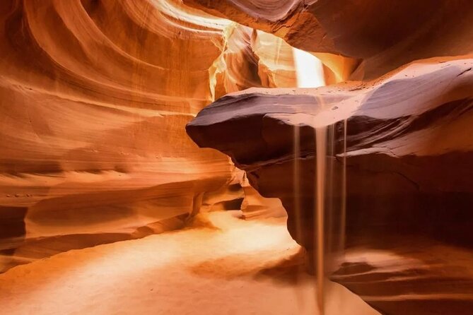 Las Vegas：Upper Antelope Canyon, Horseshoe Bend with Lunch - Lake Powell adds a short scenic pause