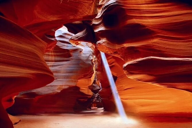 LAS VEGAS: Upper Antelope (PRIME TIME) Horseshoe Bend Lake Powell - Why Upper Antelope Canyon carries the day