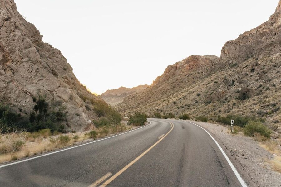 Las Vegas: Valley of Fire Guided Hike with Drinks and Snacks - Is $129 a fair price?