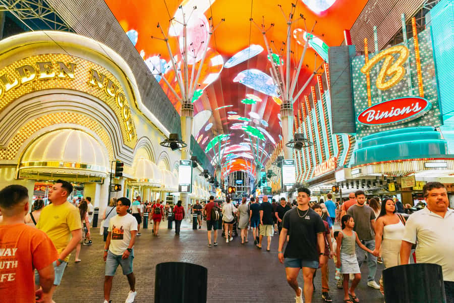 Las Vegas: Vegas After Dark Night Tour with Free Drink (21+) - Key points at a glance