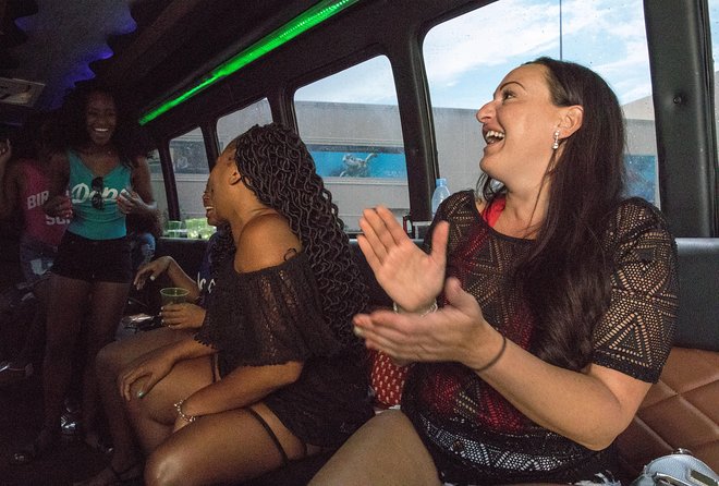 Las Vegas VIP Pool Party Tour - My call: book it for the bus, not for luxury pool time