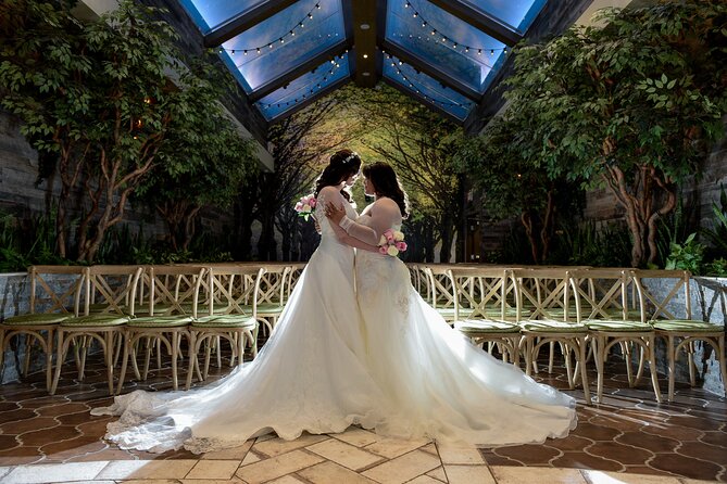 Las Vegas Vow Renewal Package - Flowers, Music, Photos, and Video