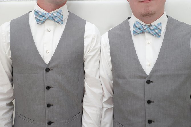 Las Vegas: Wedding at Paradise Wedding Chapel - What the photography package really gives you