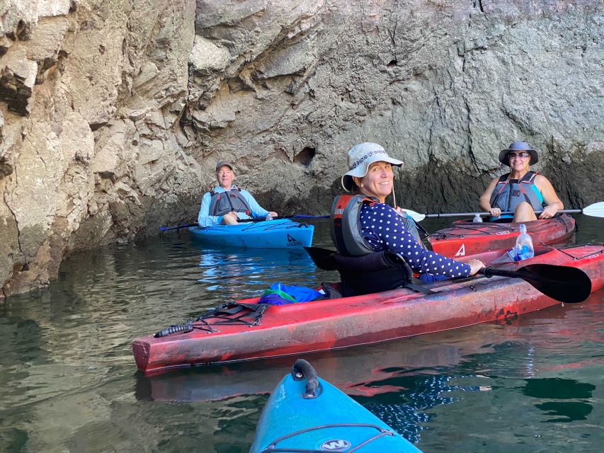 Las Vegas: Willow Beach Kayaking Tour - Entering Emerald Cave by kayak