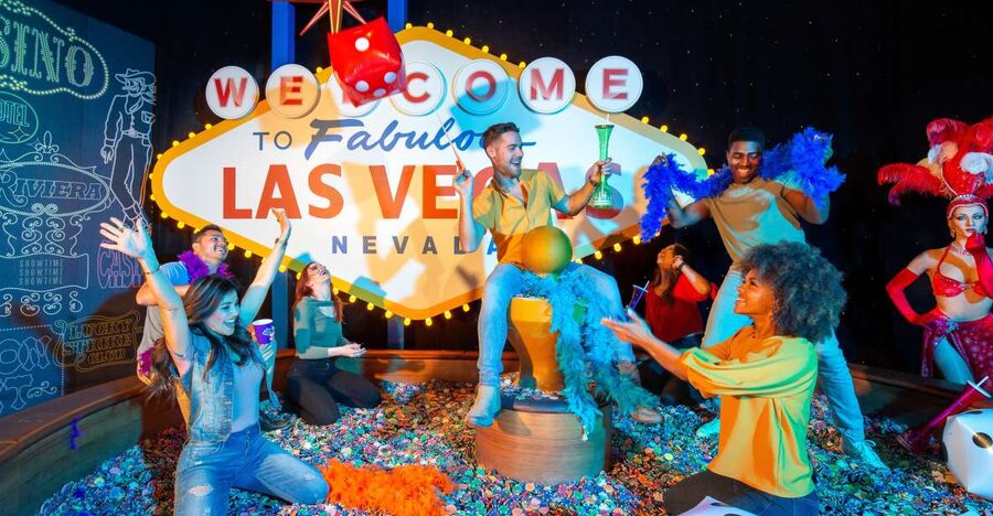 Madame Tussauds Wax Museum Las Vegas - Celebrity faces and hands-on sets on the Las Vegas Strip