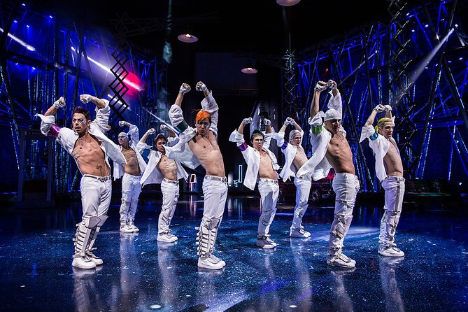 Michael Jackson ONE by Cirque du Soleil® at Mandalay Bay Resort and Casino - Entering Mandalay Bay and finding the theater