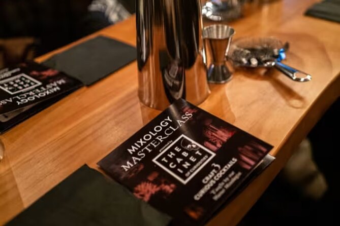 Mixology Masterclass at the Cabinet of Curiosities in Las Vegas - Timing this experience around a Las Vegas day
