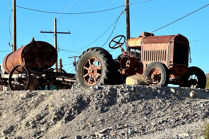 Oatman Mining Camp, Burros, Scenic RT 66 Direct From Las Vegas - Following Route 66 beyond the usual road signs
