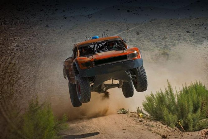 Off-Road Racing: 10 Laps - Pickup, group size, and the half-day schedule