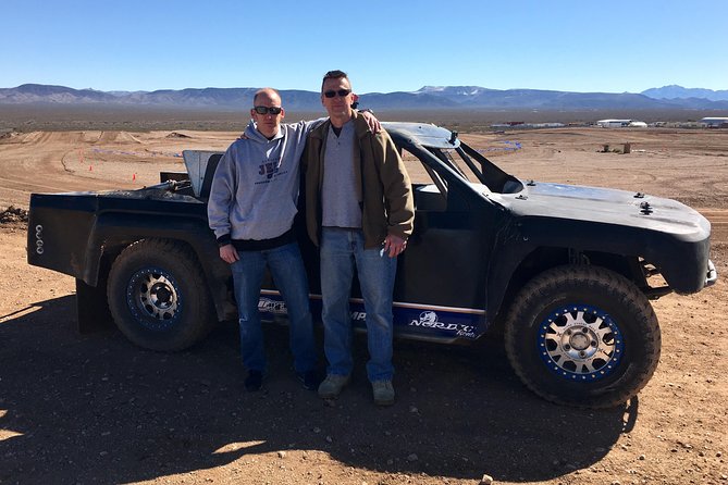 Off Road Racing: 5 Laps - The ride from the Strip and the four-hour schedule
