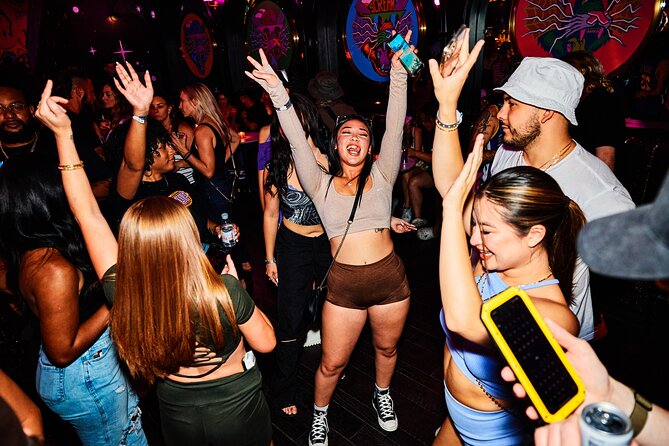 Old Vegas Fremont Barcrawl - Key points at a glance