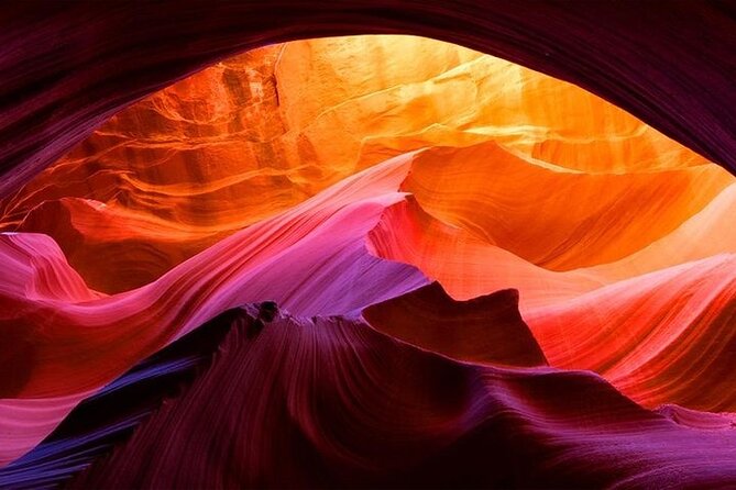 One day Grand Canyon Antelope Horseshoe :Stargazing Daily tour - Horseshoe Bend in the midday heat