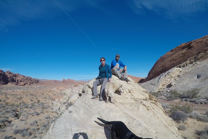 Photographer's Dream: Valley of Fire Hiking Tour - Desert clothing and trail preparation