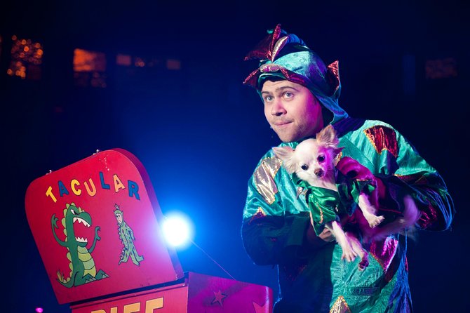 Piff the Magic Dragon at the Flamingo Las Vegas - Entering the Flamingo Theater at 7:00 p.m.