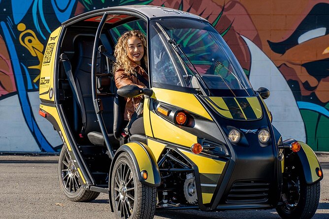 Private 1-Hour Downtown Las Vegas Highlights by Talking GoCar - Fremont Street in a 15-minute snapshot