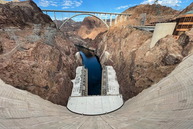 Private All-Access Tour: Grand Canyon & Hoover Dam from Vegas - Starting with the Las Vegas sign