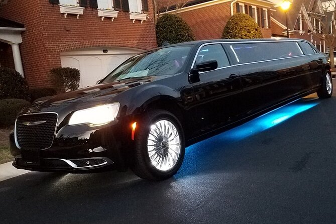 Private Arrival Transfer: From LAS Airport by SUV or Luxury Limo - Your first Las Vegas moment begins at baggage claim