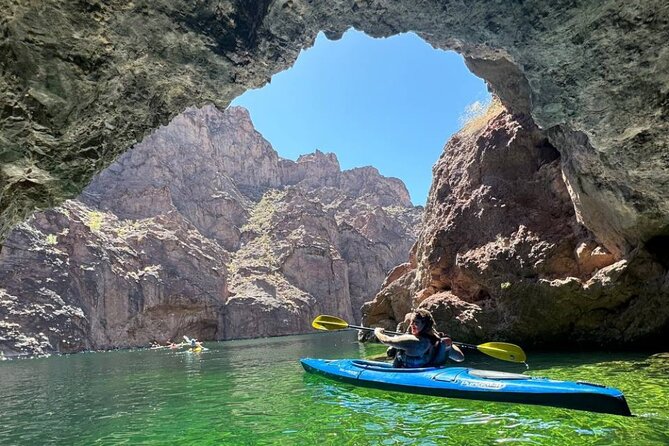 Private Emerald Cave Kayak Tour with Hotel Pickup - Reaching Emerald Cave near the Arizona shore