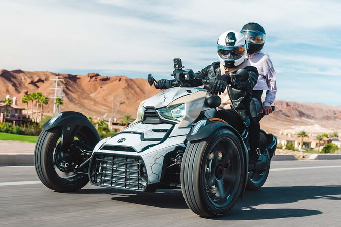 Private Guided Red Rock Canyon Tour for Couples on a CanAm Trike - Calico Hills and the first desert views