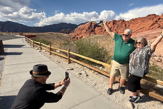 Private Las Vegas Highlights Tour - Red Rock Canyon, with two hours for the desert