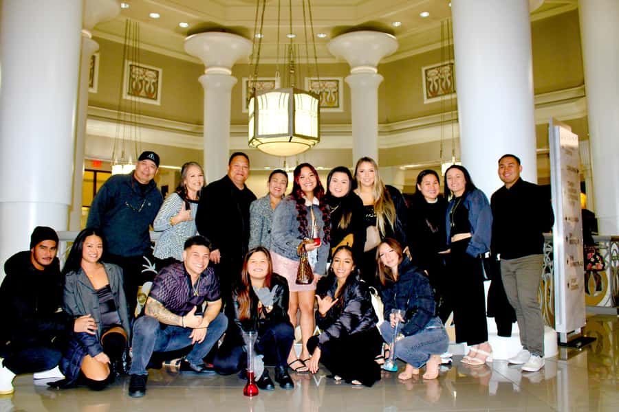 Private Limo 2.5hr Tour of Vegas with Champagne - Champagne, water, and the souvenir bag
