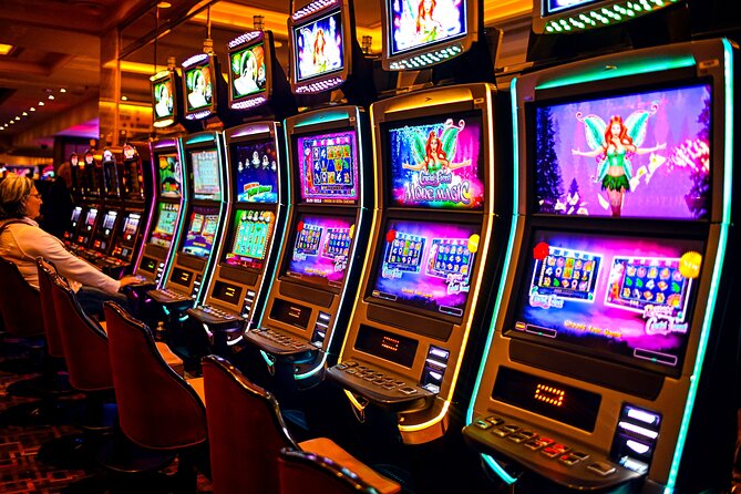 Private Tour: Downtown Las Vegas Food Tasting Tour - Binion’s and the million-dollar photo