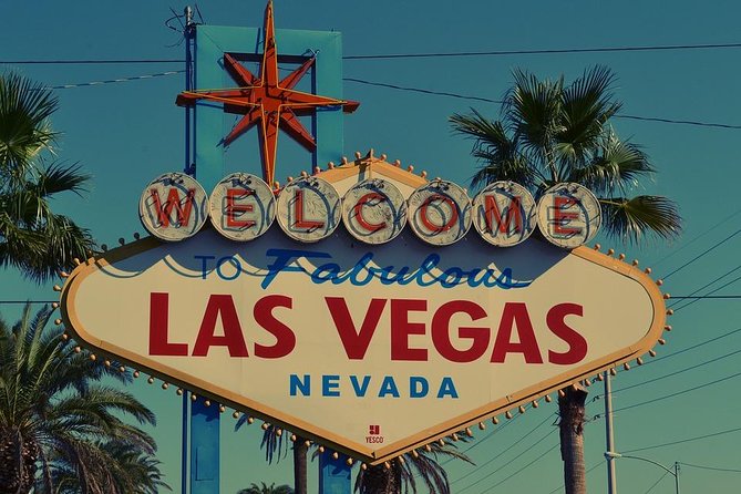 Private Transfer: Las Vegas to LAS Airport by Luxury SUV or Limousine up to 8 p - The main risk: confirmation and flight changes