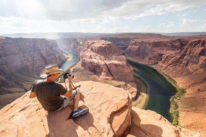 Private Upper or Lower Antelope Canyon & Horseshoe Bend Day Tour - Choosing between Upper and Lower Antelope Canyon
