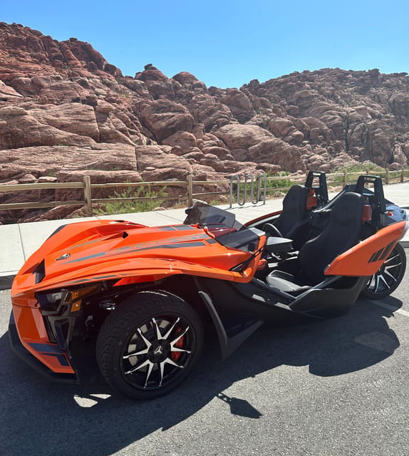 Red Rock Canyon Guided Automatic Slingshot Tour - First views at Red Rock Canyon