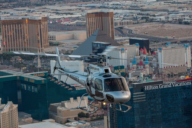 Red Rock Canyon Helicopter Air-Only Tour in Las Vegas - Space, seating, and comfort details