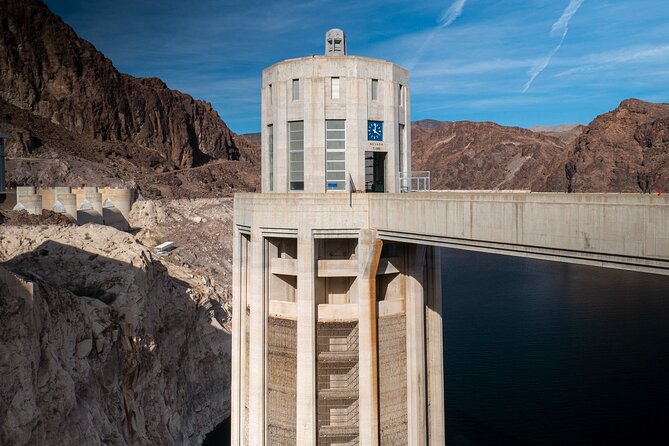 Red Rock Canyon, Nelson Ghost town,7 Magic Mountains, Hoover Dam - Boulder City: lunch, shops, and Hoover Dam history