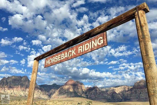 Red Rock Canyon Sunset Horseback Ride and Barbeque Dinner - A cowboy dinner beside the fire