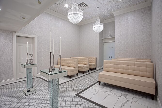 Romantic Las Vegas Wedding Package - A Las Vegas wedding built around convenience