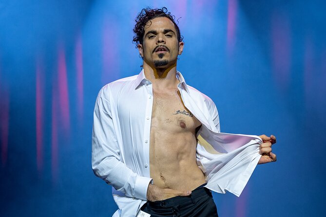 Rouge: The Sexiest Show in Vegas at the STRAT Hotel and Casino - The opening acts and the show’s changing pace
