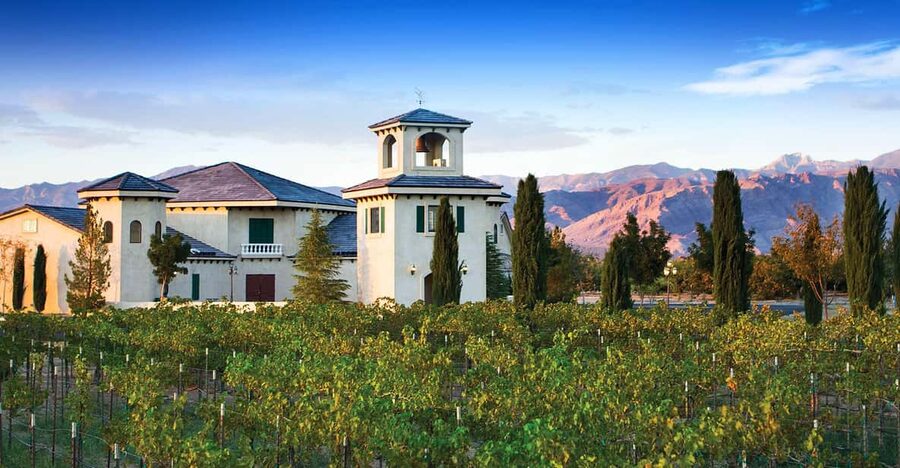 Scenic Las Vegas / Pahrump Wine Tasting Tour and Food - From the Las Vegas Strip to Pahrump in one hour