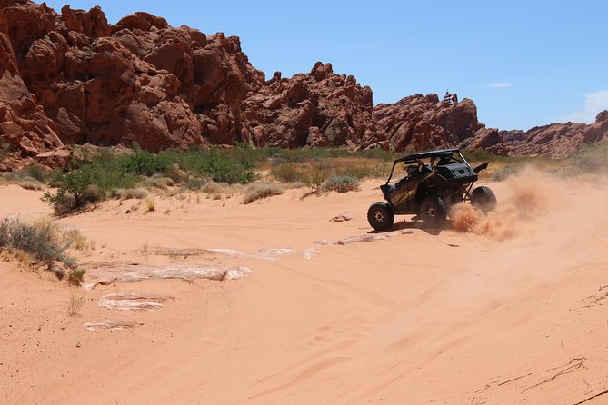 Scenic Valley of Fire 2-Person UTV Tour in Las Vegas - Photo stops, stretching, and the red-rock views