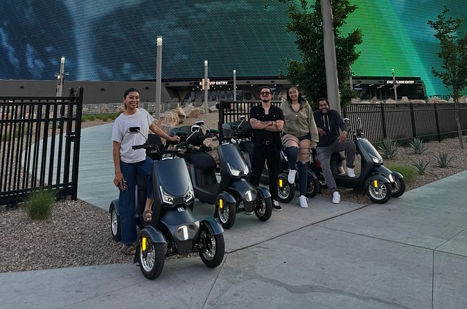 Scooter Tour of the Las Vegas Strip - LINQ, High Roller, and the changing Strip