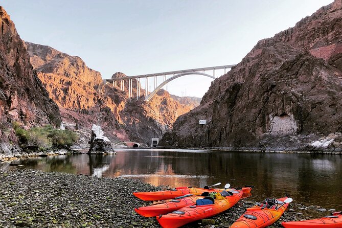 Self‑Drive Emerald Cave Kayak Tour in Black Canyon - What to wear and pack for the desert sun
