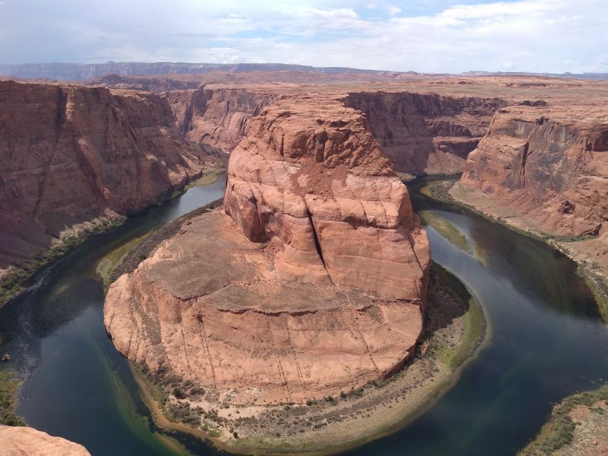 Shuttle Between Las Vegas, St George, Kanab and Page - Who should book this service?