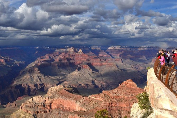 Shuttle Between Las Vegas, Williams, Tusayan and Grand Canyon South Rim - Tusayan is the practical park gateway