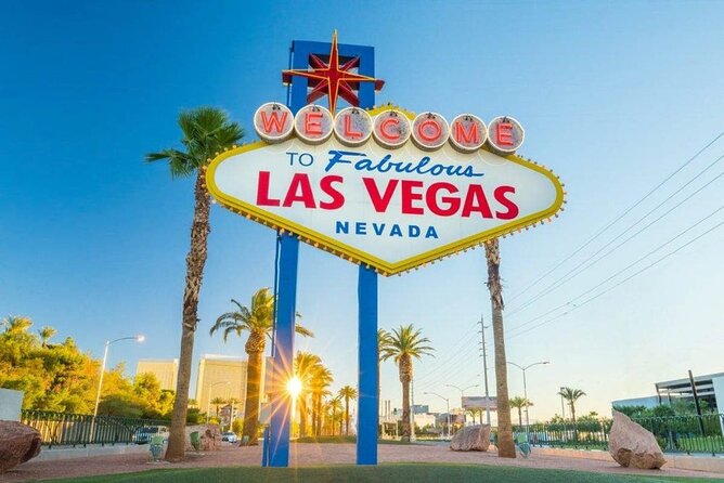 Small Group Grand Canyon, Hoover Dam, 7 Magic Mountains VIP Tour - Guano Point rewards a little walking
