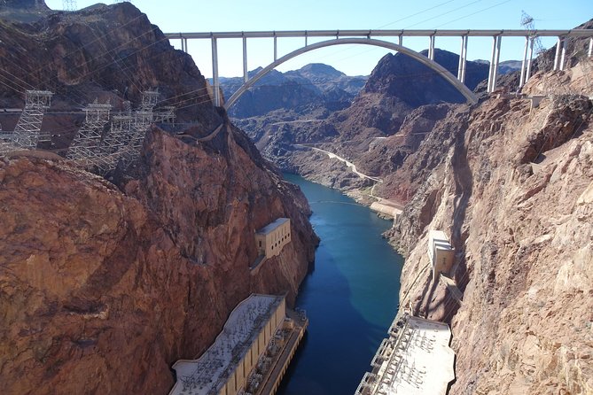 Small Group Hoover Dam, Lake Mead and Boulder City Tour - Hoover Dam from the outside
