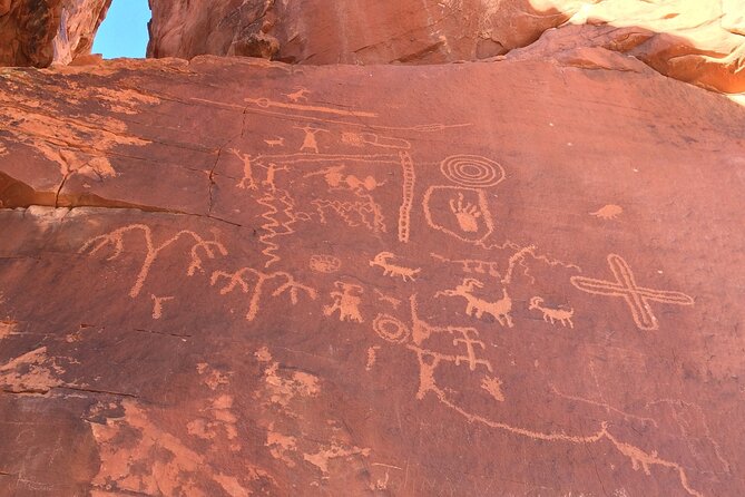 Small Group: Valley of Fire Half Day Tour from Las Vegas - Lunch at Seven Sisters keeps the day comfortable