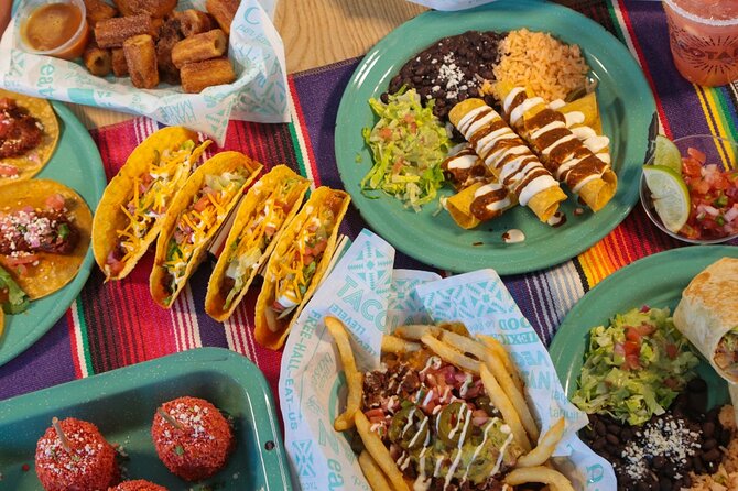 SouthWest Vegan Food Tour in Las Vegas - Learning what a juice bar adds