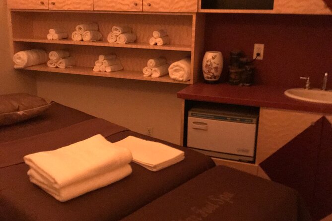 Spa Service: Hot Stone Body Massage with Private Sauna - A 90-Minute Reset at Star Spa