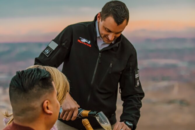 Sunset Red Rock Canyon Helicopter Tour and Champagne Toast - Should You Book the Red Rock Sunset Flight?