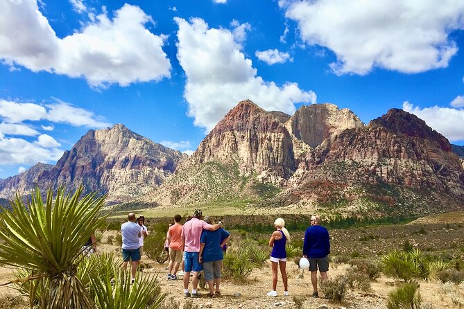 The “As Seen on TV” Panoramic Red Rock Canyon Scenic Loop Tour - Who should choose this Red Rock tour?