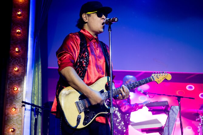 THE JETS 80's & 90's Experience at Planet Hollywood Resort - The small theater: atmosphere, sound, and seating