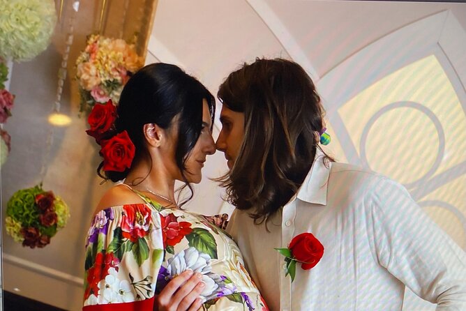 Traditional Wedding or Vow Renewal at Graceland Wedding Chapel - What the price really includes